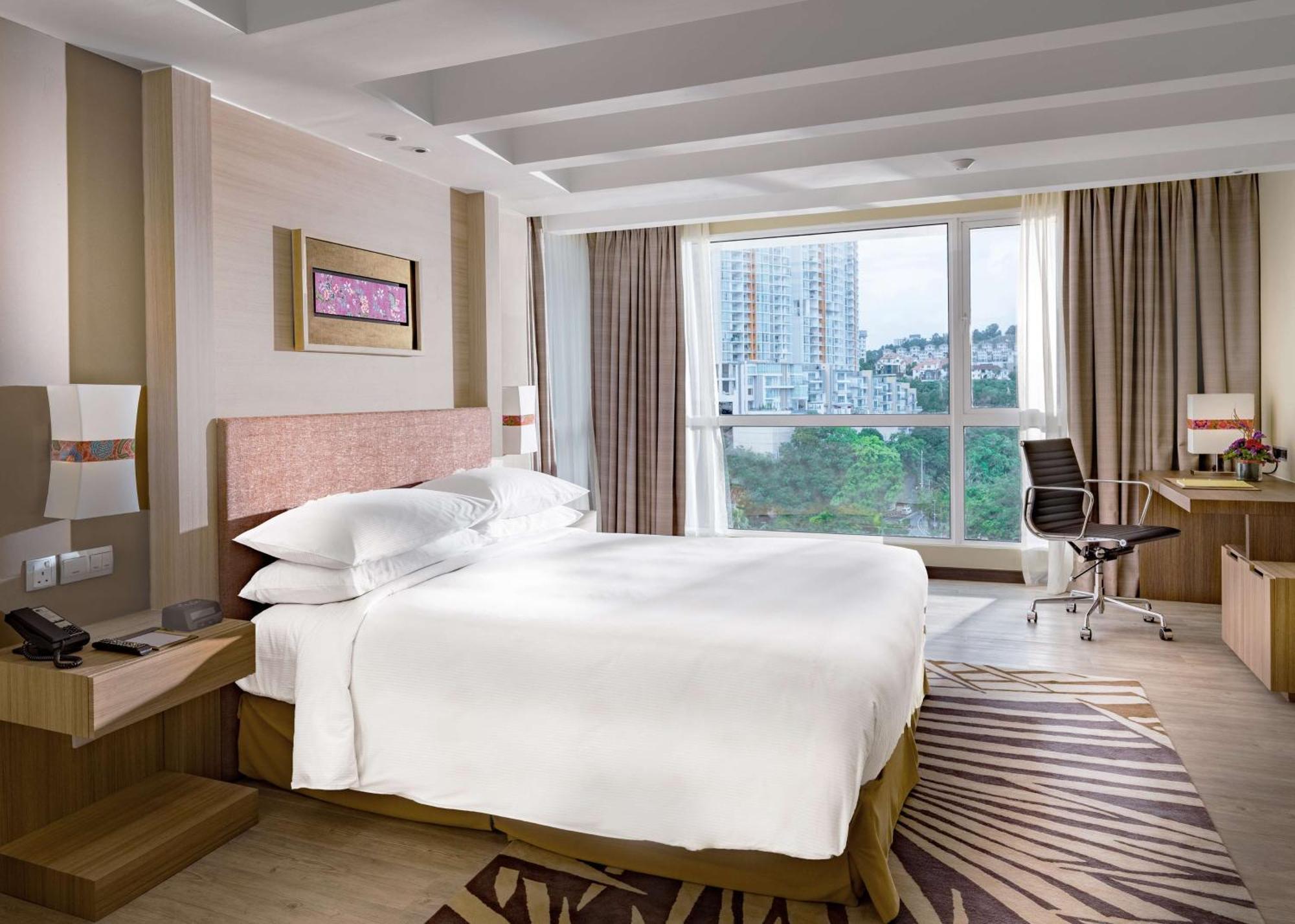 Doubletree By Hilton Penang Resor 4*